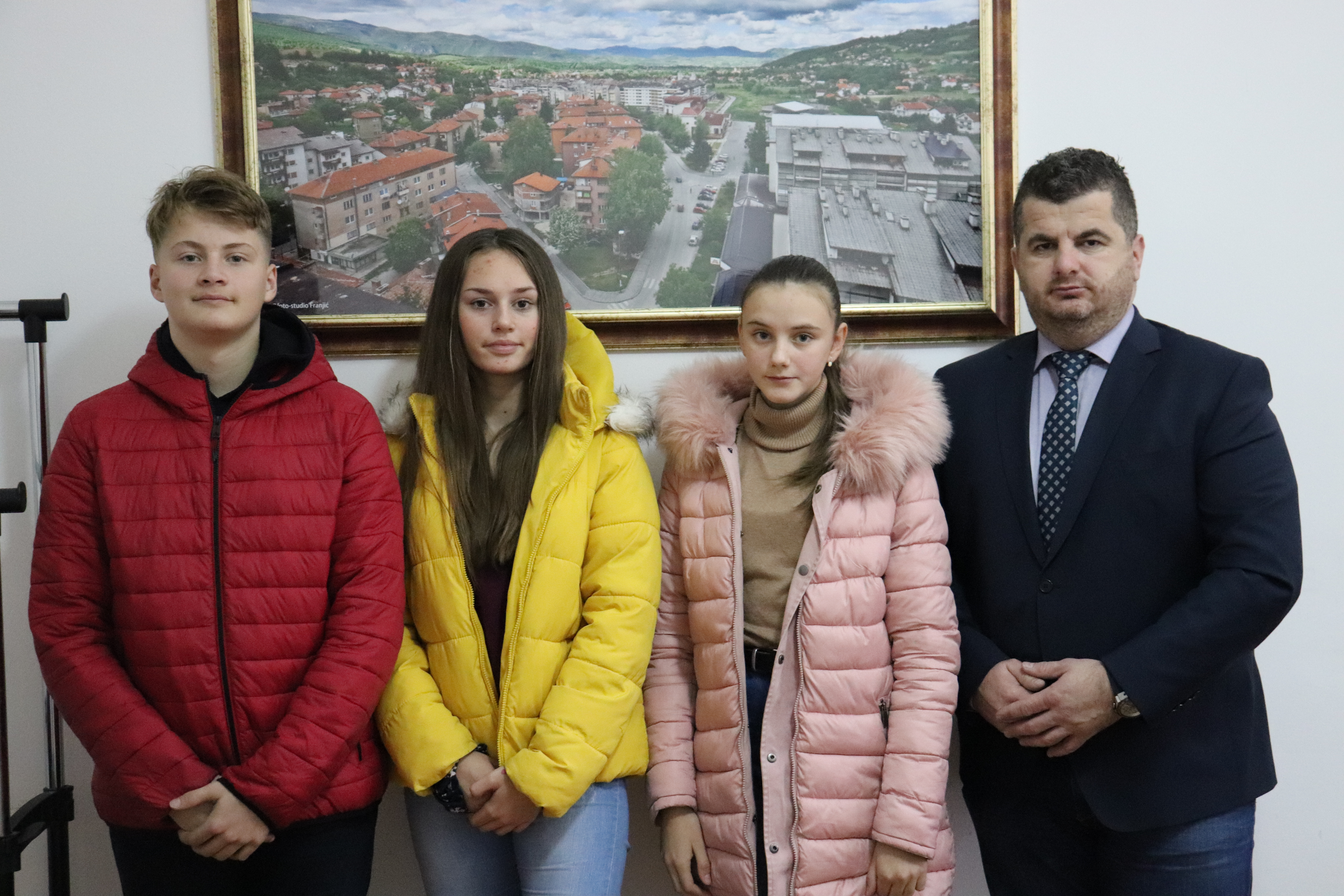 Učenici OŠ „Edhem Mulabdić“ Opara provode projekt „16 dana aktivizma protiv rodno zasnovanog nasilja“