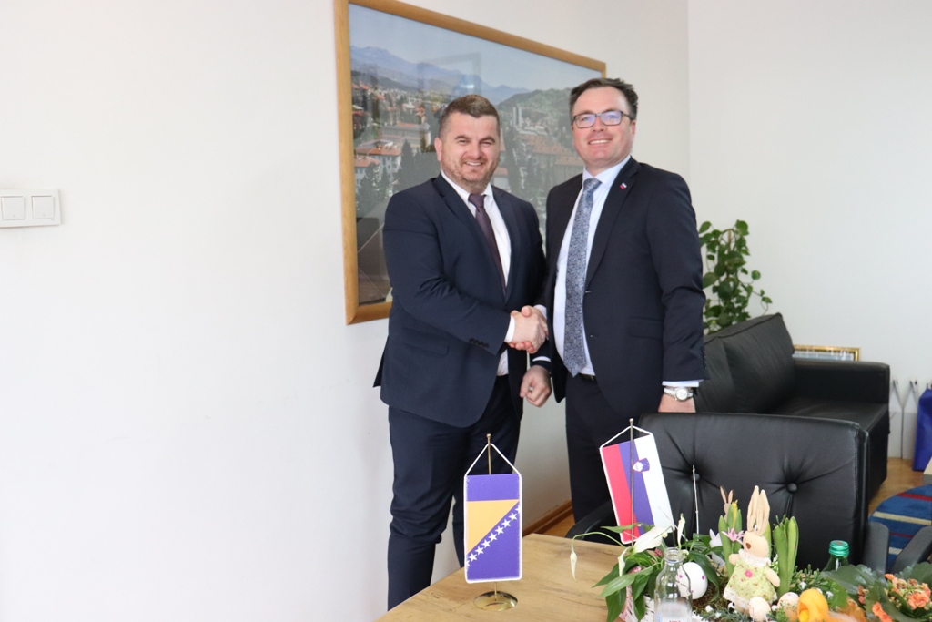 Veleposlanik Republike Slovenije u posjetu načelniku Stjepanu Duji