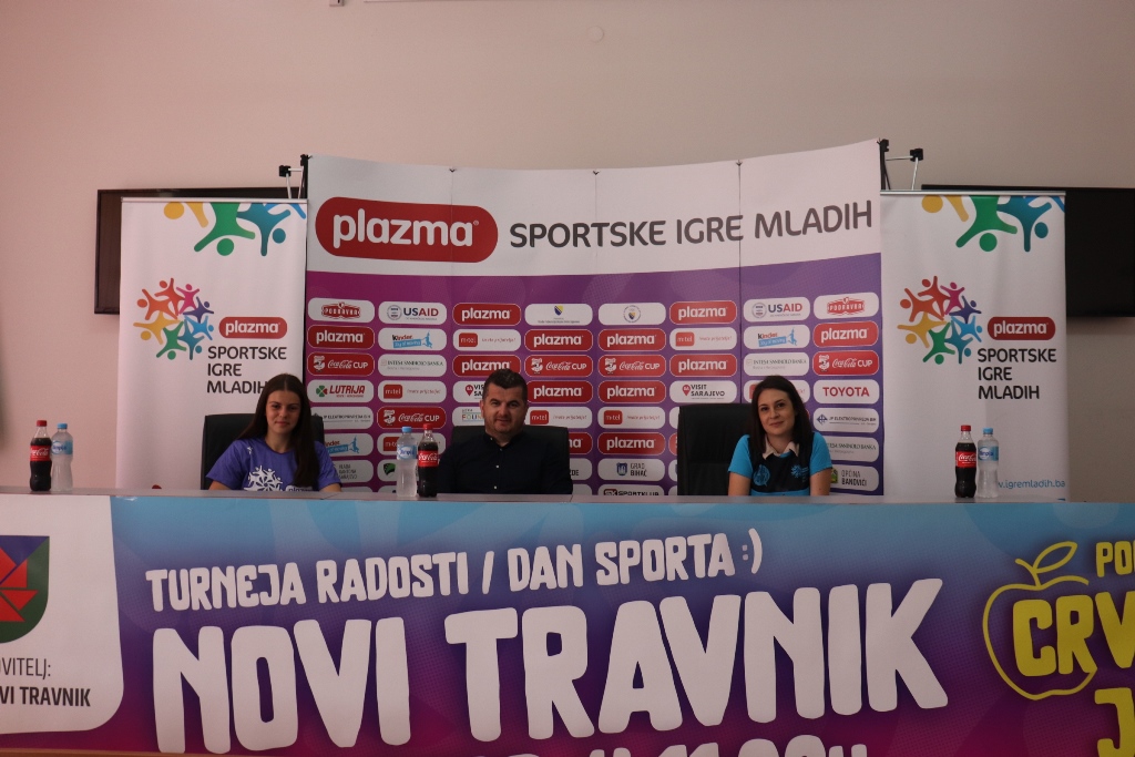 Koncert Crvene jabuke i m:tel Dan Sporta za učenike i građane Novog Travnika