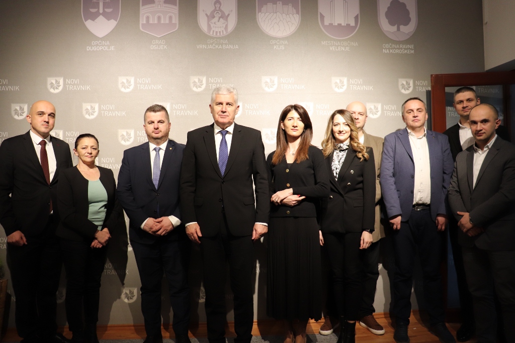 Predsjednik  HNS-a i HDZ-a BiH Dragan Čović u Novom Travniku