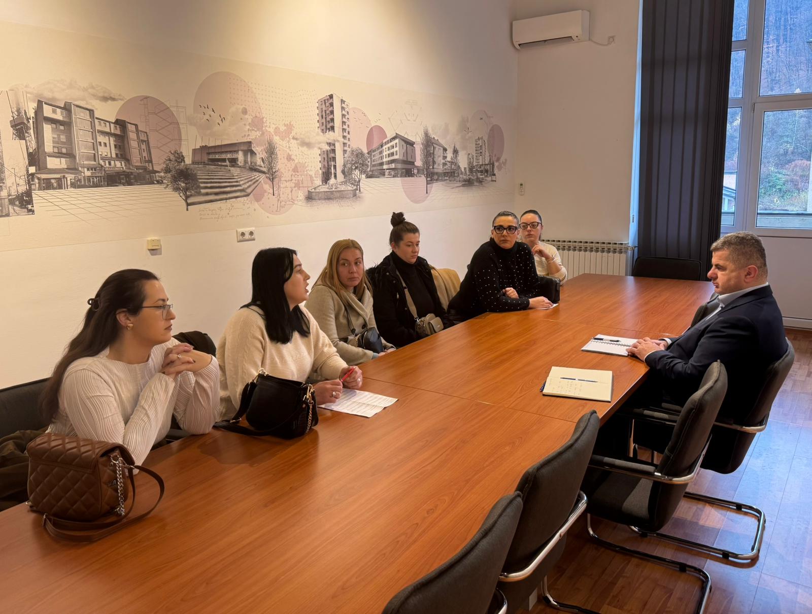 25 učenika ne pohađa nastavu u OŠ Safvet-beg Bašagić u Novom Travniku