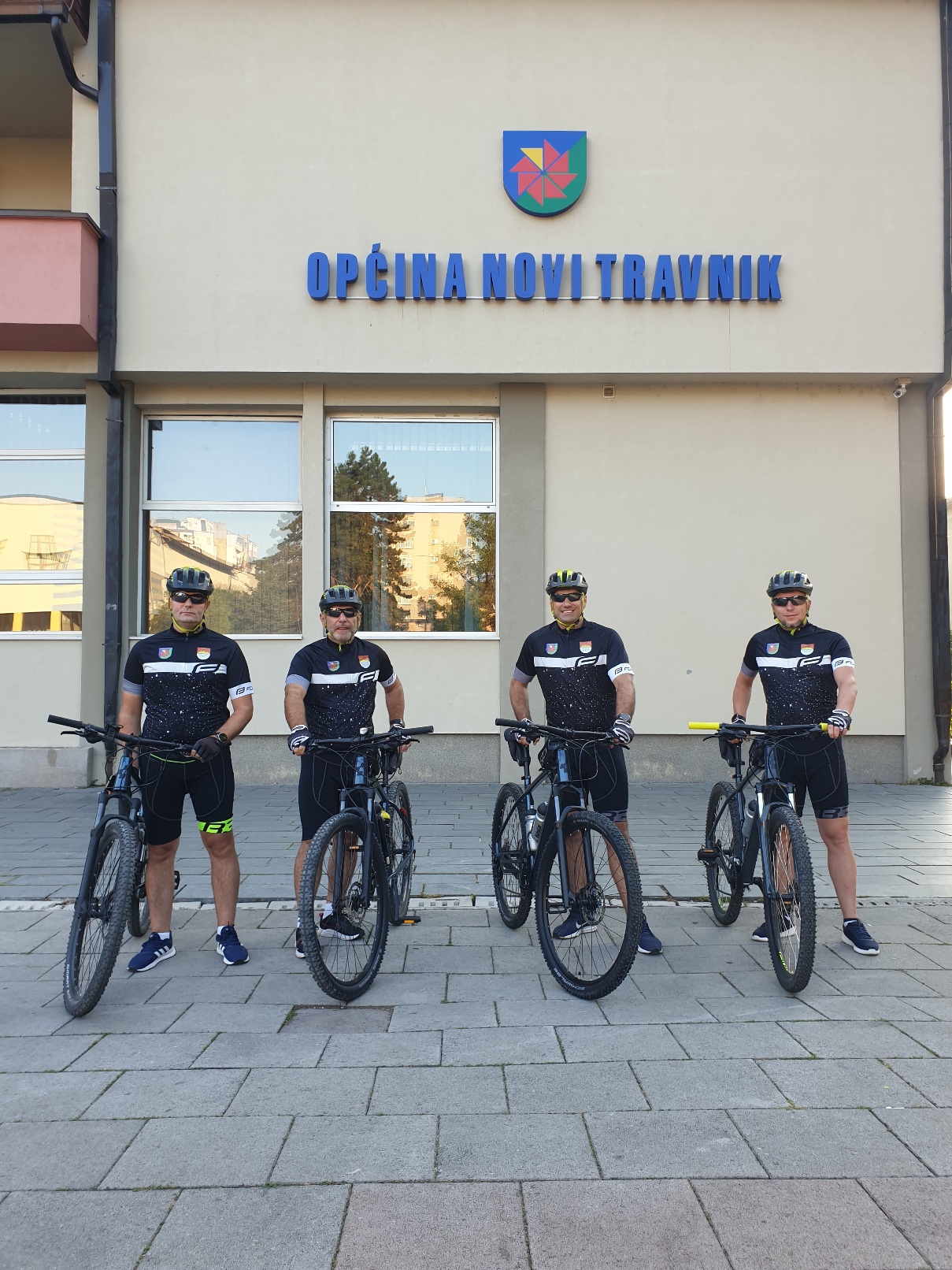 Startala biciklistička tura prijateljstva Novi Travnik - Klis